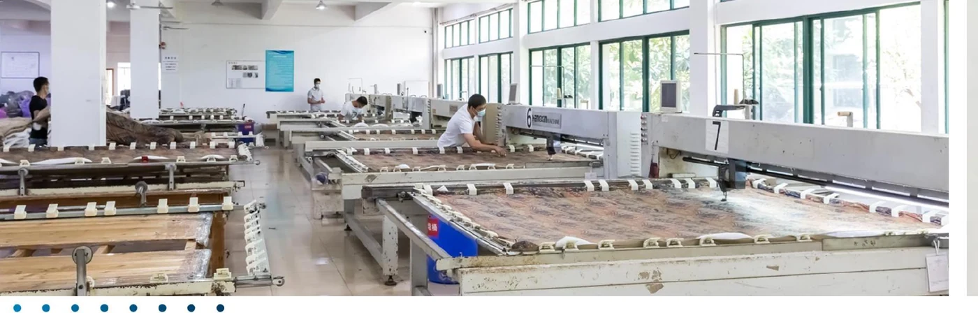 Textile production equipment in an operating workshop