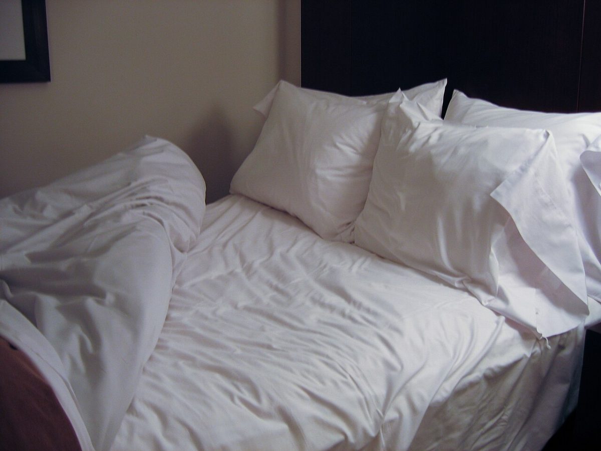 How to Choose Between Percale, Sateen & Linen for Your Hotel